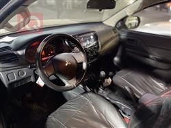 میتسوبیشی L200